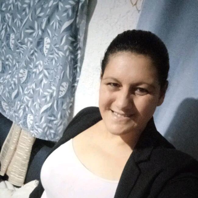 Babysitter in Barros Blancos: Claudia Elizabeth