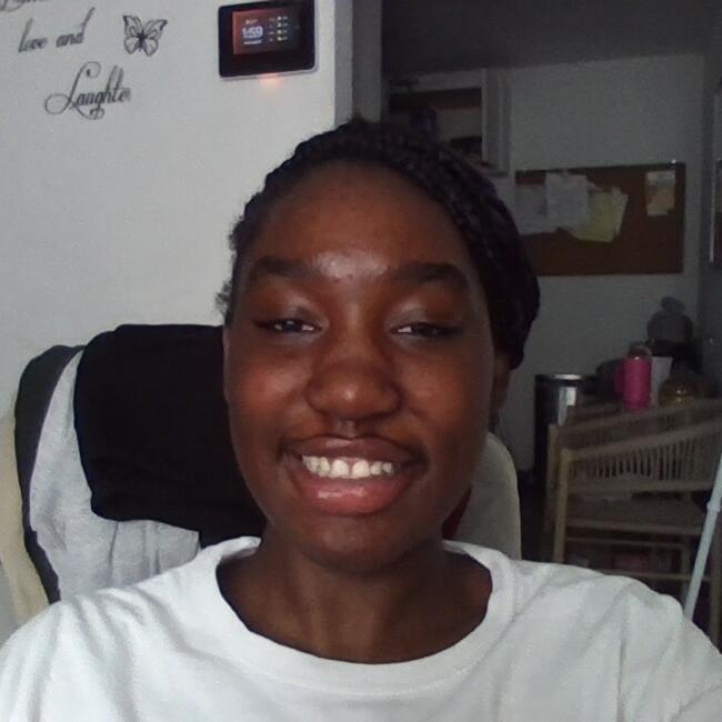 Babysitter in Tulsa: Ge'micia