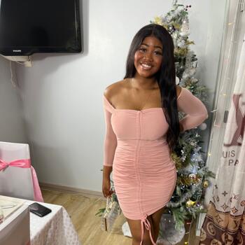 Babysitter in Sablé-sur-Sarthe: Logane