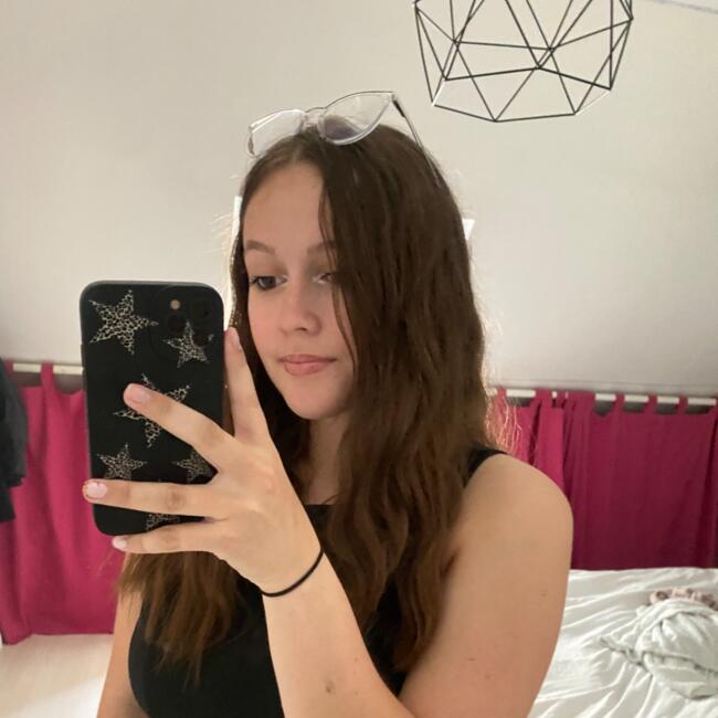 Babysitter in Missillac: Louane