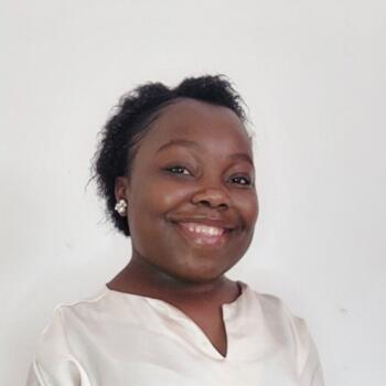 Babysitter in Lisbon: Rita