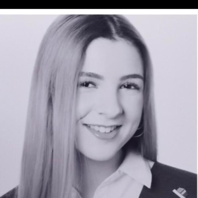 Nanny in Pola de Siero: Andrea