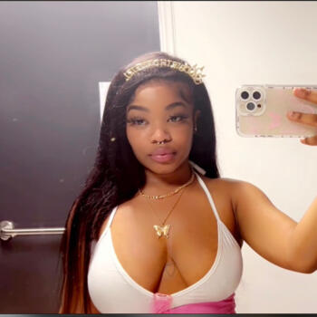 Babysitter in McKinney: Royalty