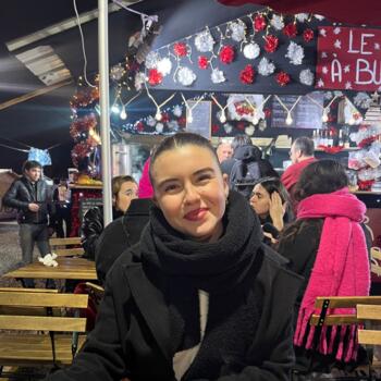 Babysitter Bordeaux: Shana Reyrau