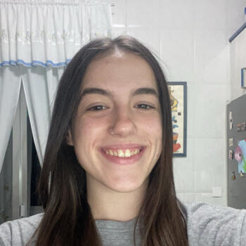 Babysitter in Ávila: Nerea