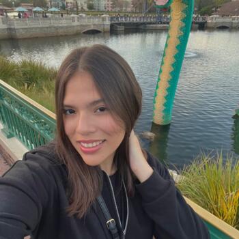 Babysitter in Santa Cruz: Mariana
