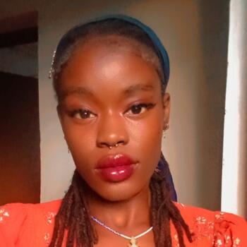 Babysitter in Mombasa: Eunice