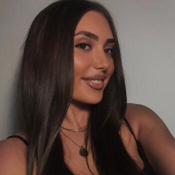 Babysitter in Manchester: Cara