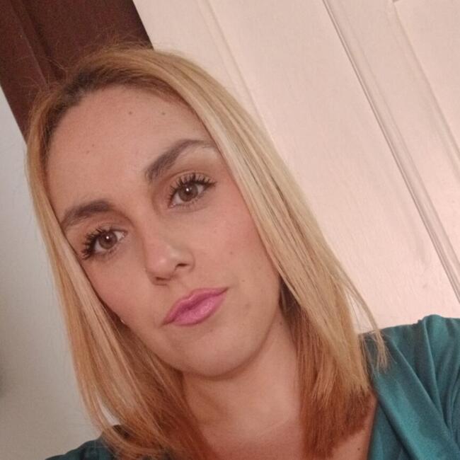 Babysitter in Cuadros: Jennifer