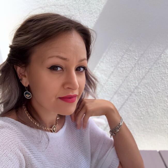 Babysitter in Faro: Silvia