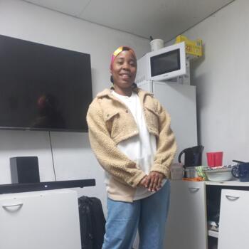 Babysitter in Muizenberg: Linda