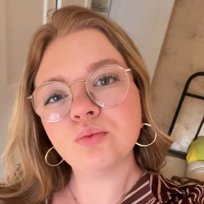 Babysitter in Sint-Truiden: Lore