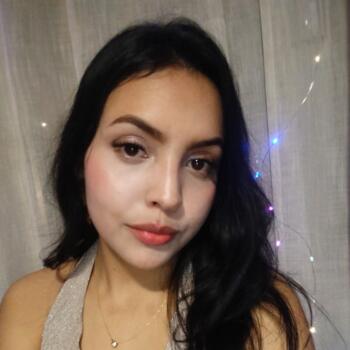 Babysitter in Bilbao: Nathaly