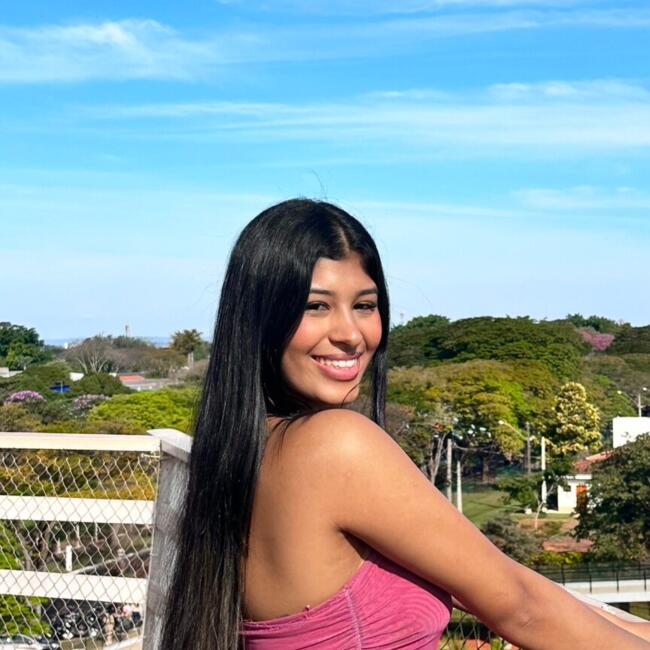 Babysitter in Campinas: Ágatha