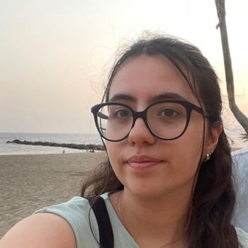 Canguro en Almería: Claudia