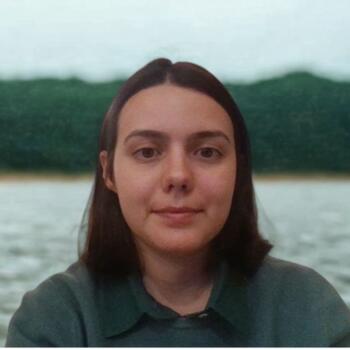 Babysitter in Lisbon: Teresa Medeiros