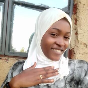 Babysitter in Kampala: Hussnah
