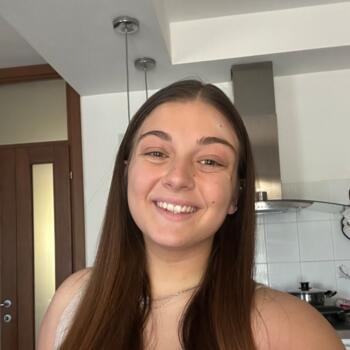 Babysitter a Capolona: Eleonora
