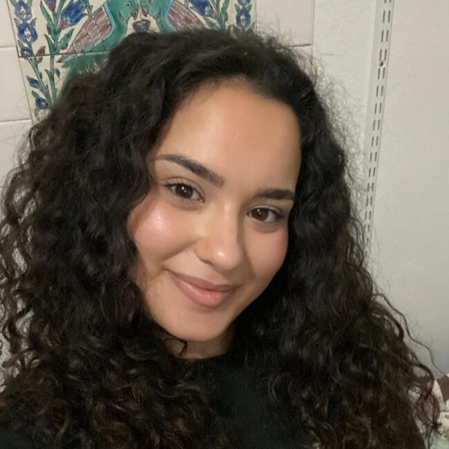 Babysitter in Paris: Jasmine