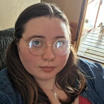 Babysitter in Glenwood (Arkansas): Iva