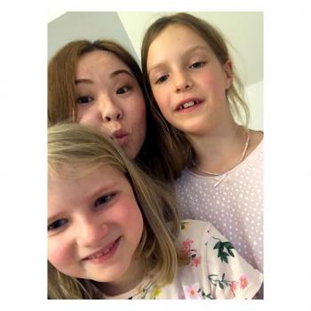 Babysitter Munich: Zhibek