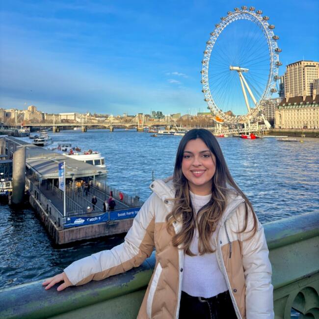 Babysitter in Cáceres: Yasmin