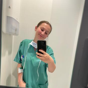 Babysitter in Ottignies-Louvain-la-Neuve: Marie