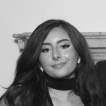 Babysitter in Caen: Lana