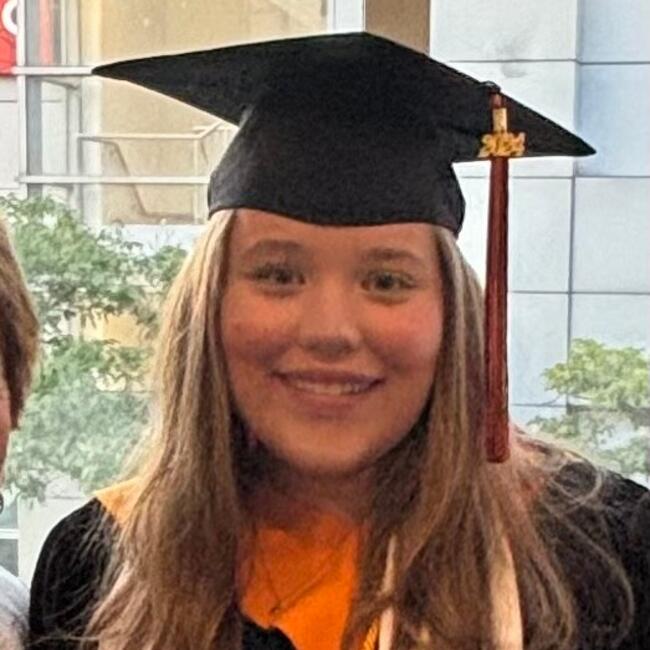 Baby-sitter in Tecumseh: Addison