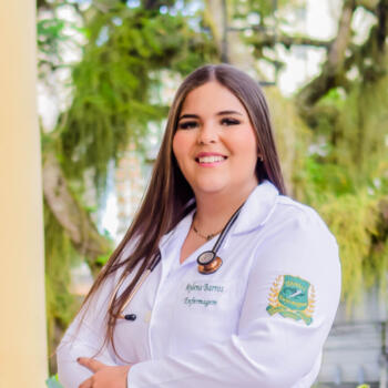 Babá em Campos dos Goytacazes: Mylena