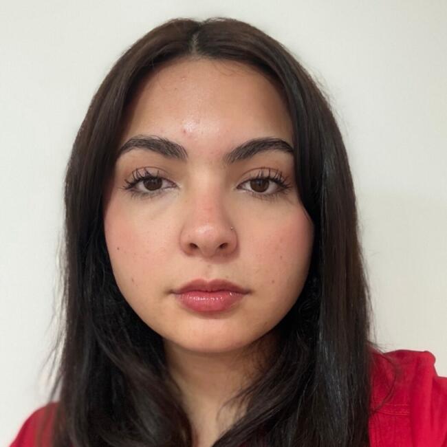 Babysitter in Coelemu: Yareth soledad