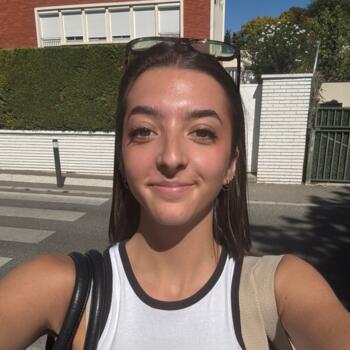 Babysitter in Toulouse: Lili