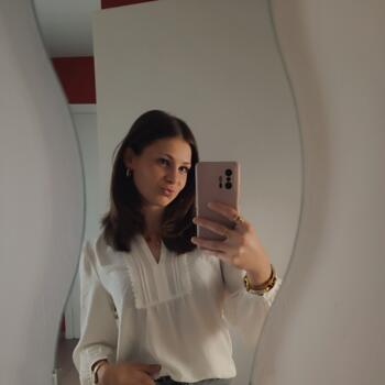 Babysitter in Tournai: Eva