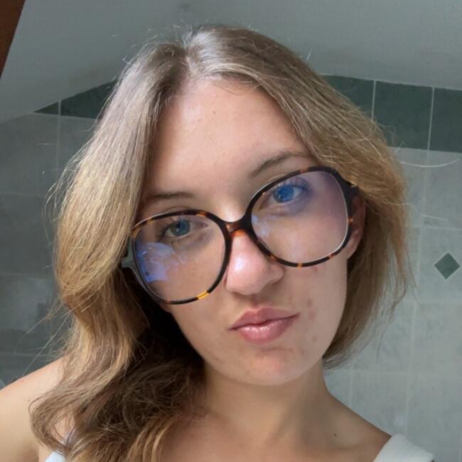 Babysitter in Nancy: Lorine