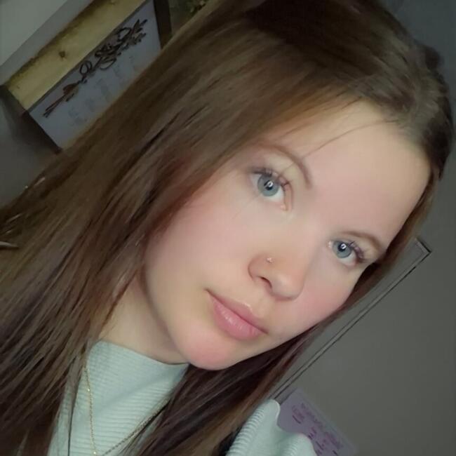 Babysitter in Stony Plain: Mikayla