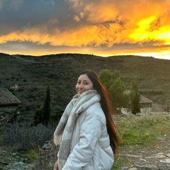 Canguro en Alcalá de Henares: Natalia