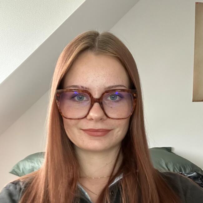 Babysitter in Angers: Maé
