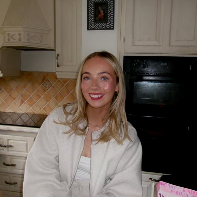 Nanny in Limerick: Hanna