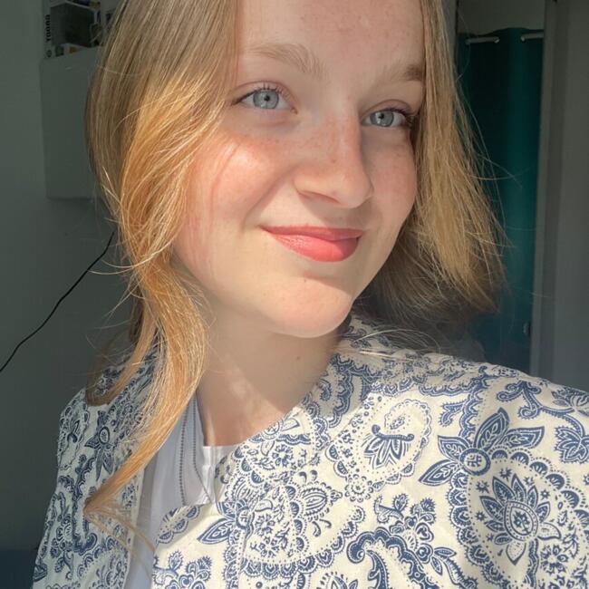 Babysitter in Ganshoren: Margaux