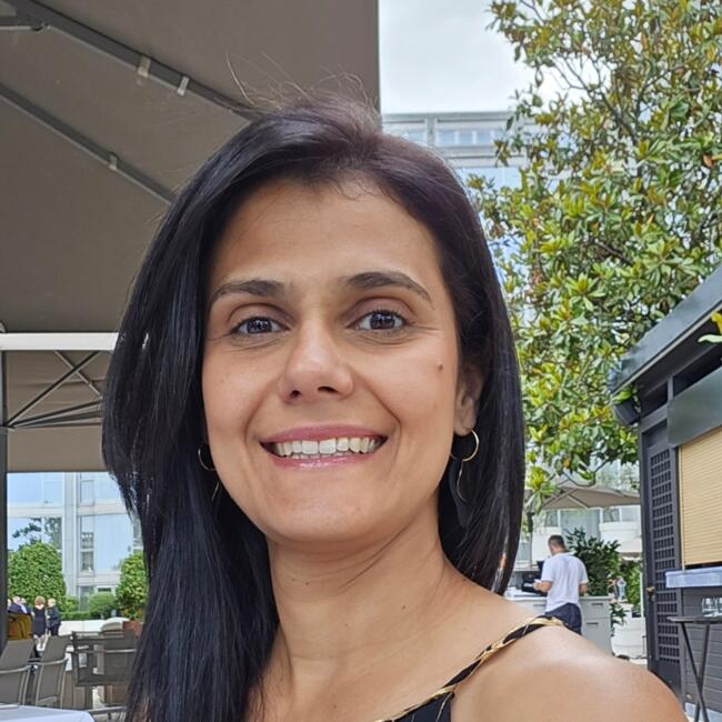 Nanny in Geneva: Maíra