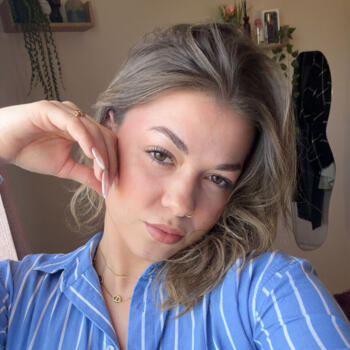 Nanny in Douzy: Emily