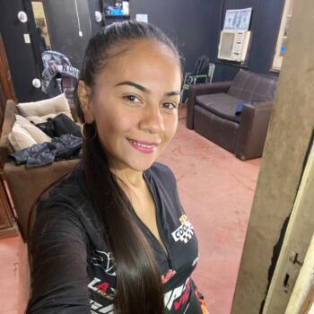 Niñera Lambaré: Rebeca Ailen