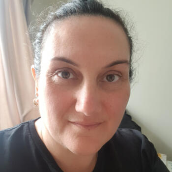 Babysitter in Pukekohe: Veronica