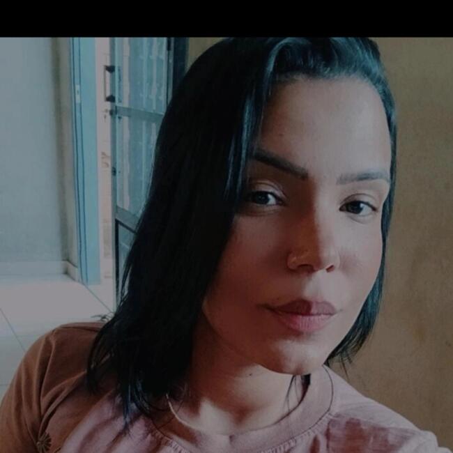 Babysitter in Igarapé: Marina