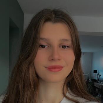 Babysitter in Halluin: Anaëlle
