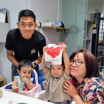 Babysitting job in Singapore Island: babysitting job Linh