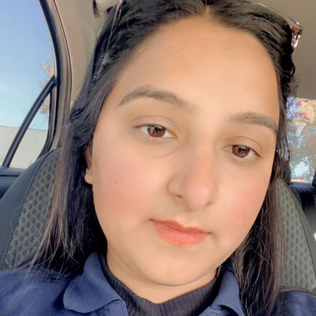 Babysitter in Winnipeg: Harmanpreet