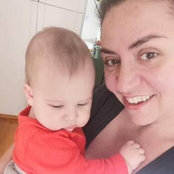 Δουλειά για babysitter στην πόλη Αγία Παρασκευή: δουλειά φύλαξης παιδιών Αλεξανδρα