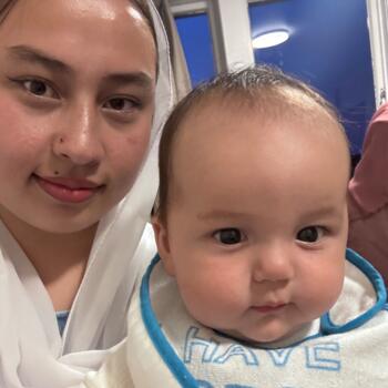 Babysitter em Palmerston North: Madina