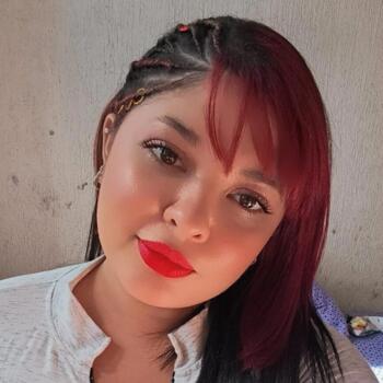 Babá Brasília: Lilian Rebeca